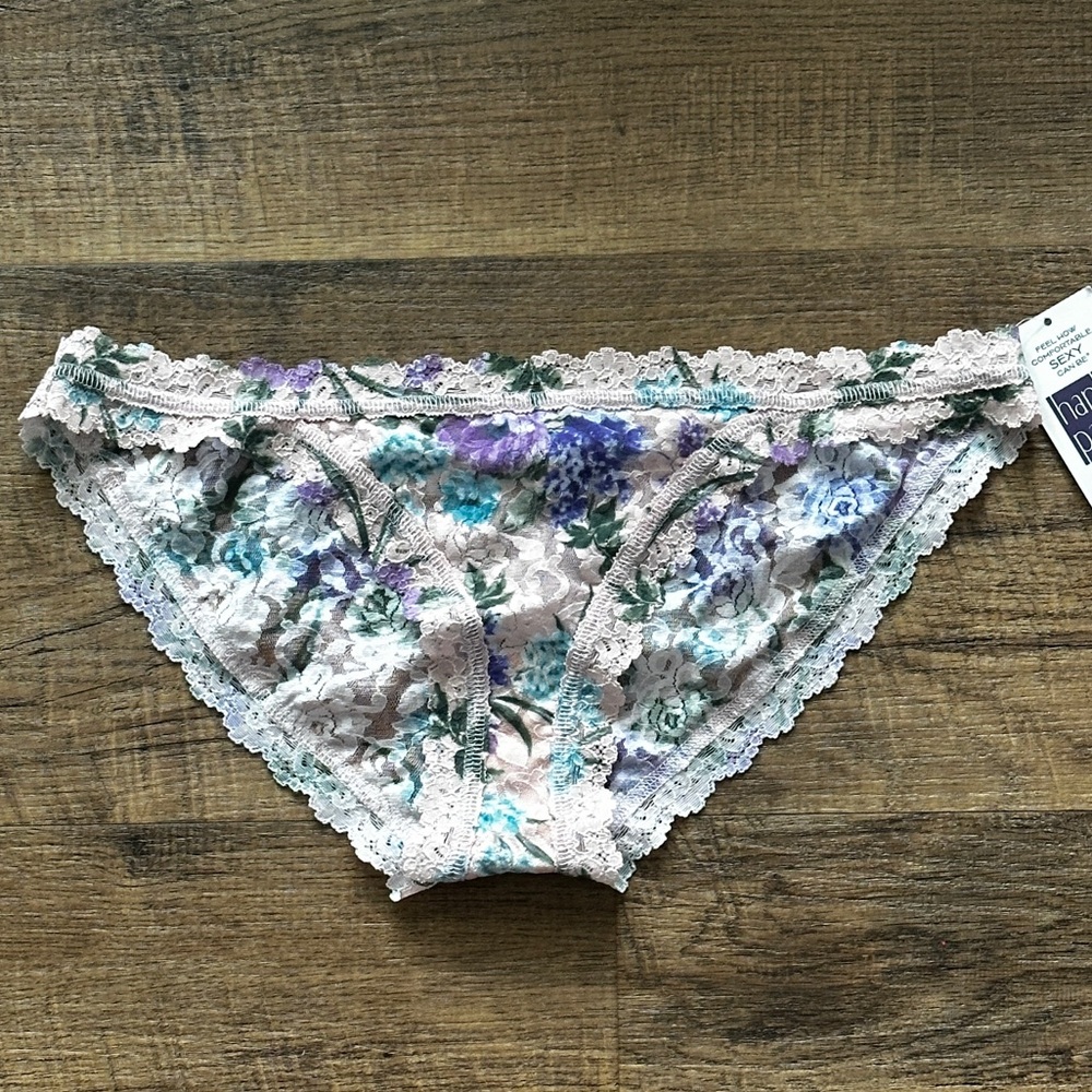 Hanky Panky Brazilian bikini Floral Lace Bottoms - Size Large NWT